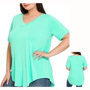 Zenana Plus Luxe Rayon V‑Neck Hi‑Low Hem Top | Green Mint | NEW